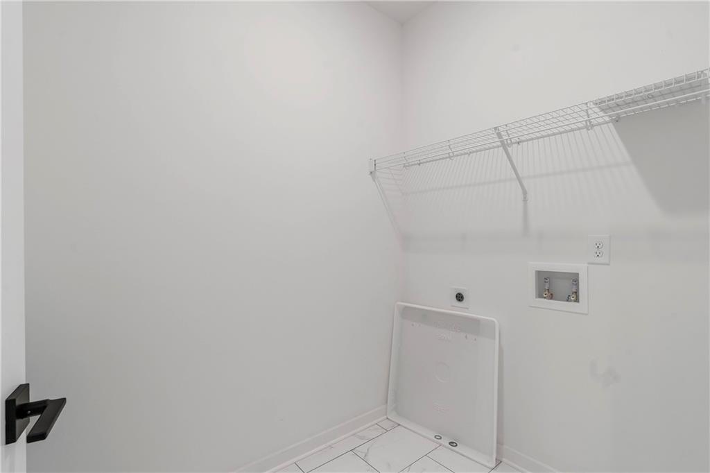 2174 Avion Way Unit 11 Property Photo 28