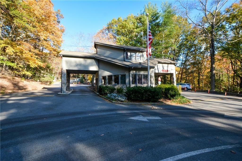 4406 Bee Tree Ridge Court Property Photo 15