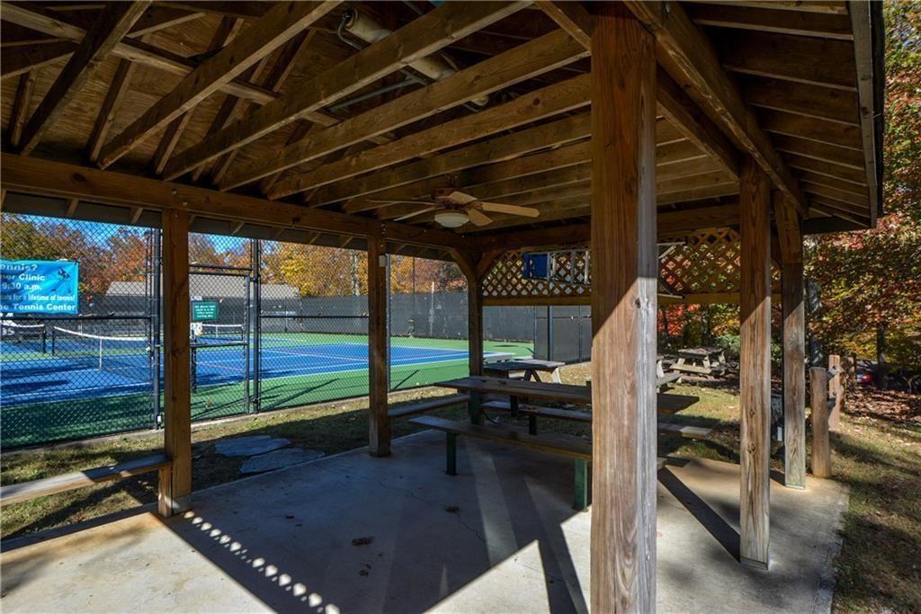 4406 Bee Tree Ridge Court Property Photo 18