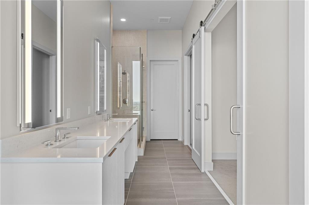 40 12th Street Ne Unit 1901 Property Photo 17