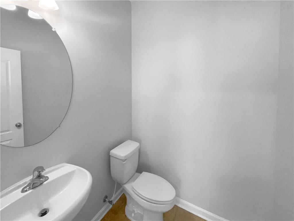 986 Treymont Way Property Photo 17