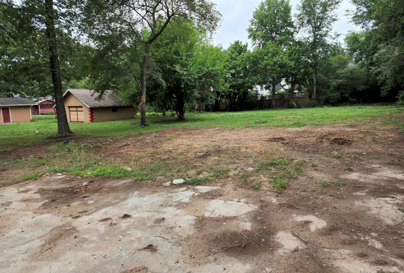 3061 Sandy Plains Road Property Photo 6