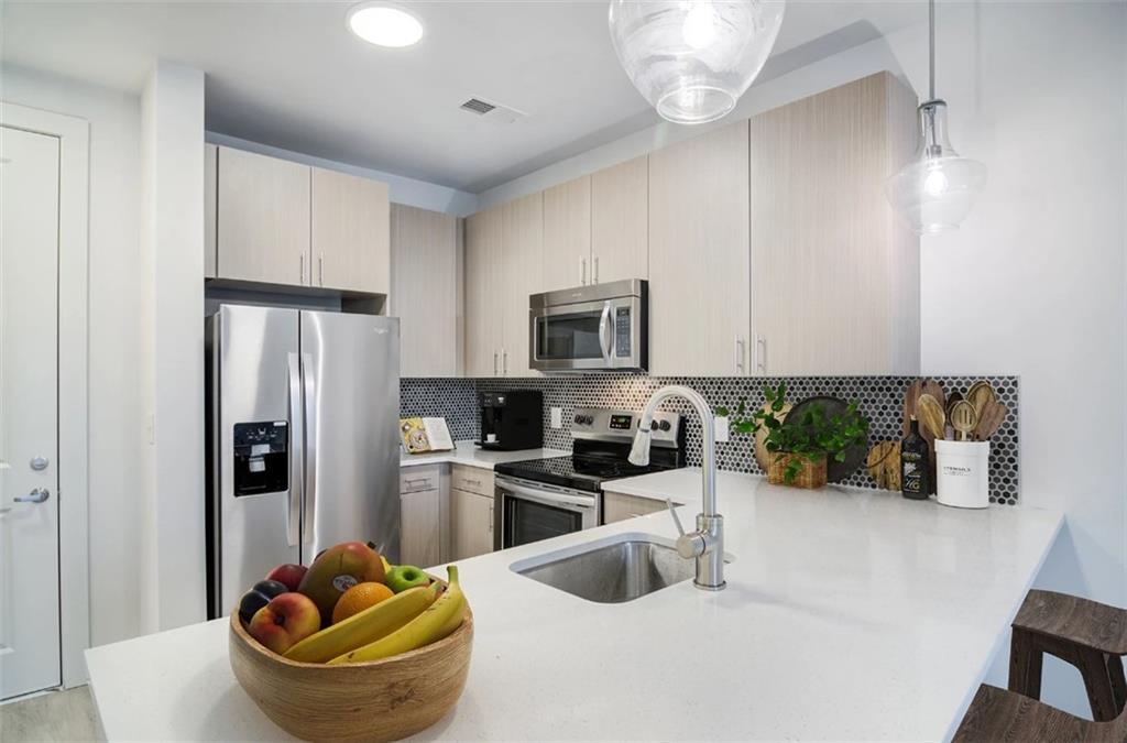 245 E Trinity Place Unit 1154 Property Photo 5