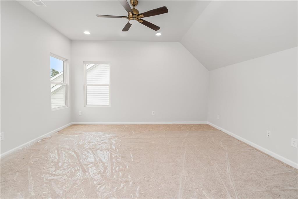 394 10th Street Property Photo 11