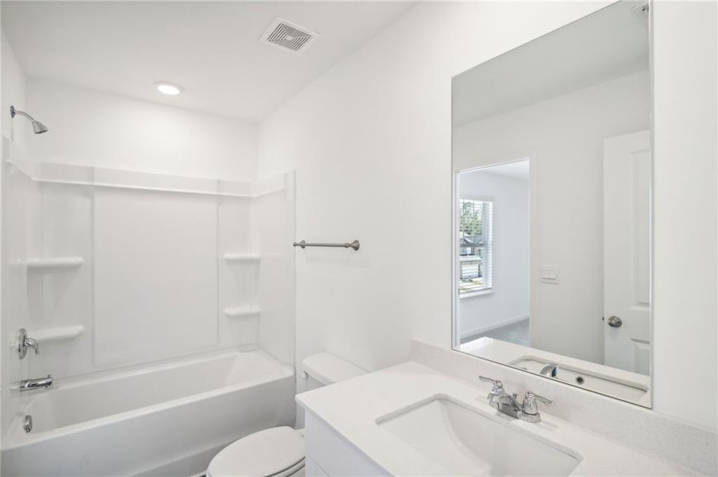 269 Bald Avenue Unit 18 Property Photo 15