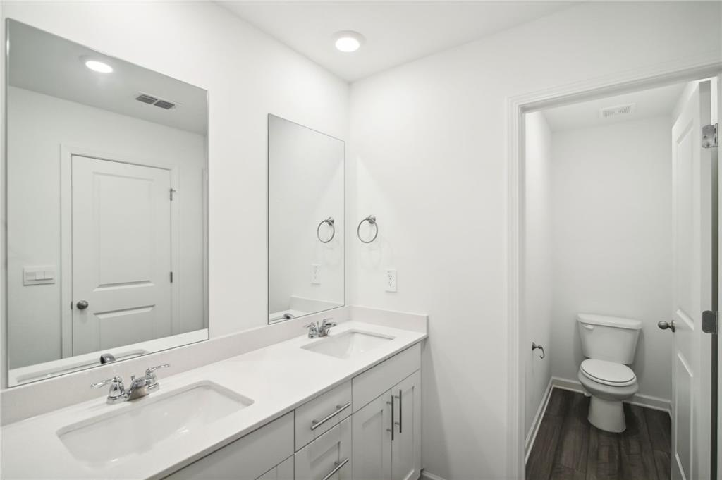269 Bald Avenue Unit 18 Property Photo 21