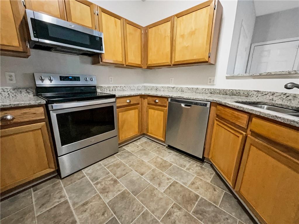 4337 Ben Hill Road Property Photo 7