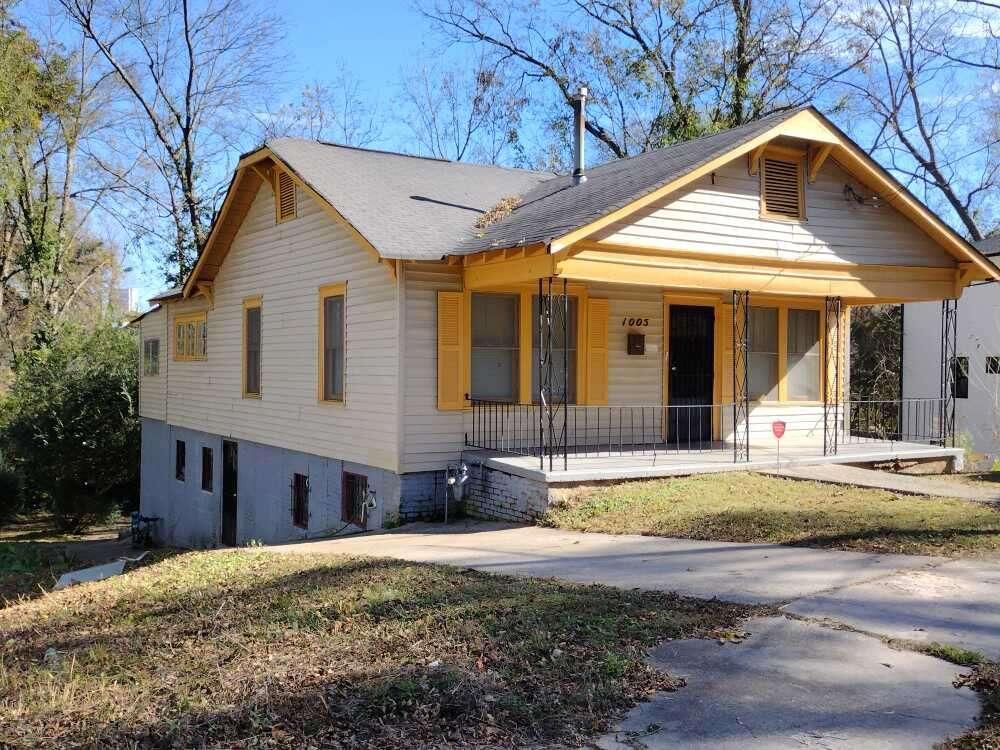 1005 Ashby Terrace Property Photo 1