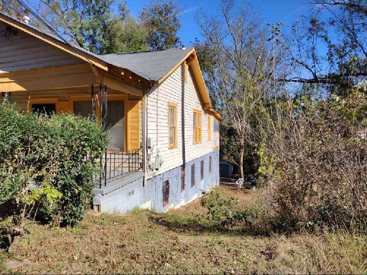 1005 Ashby Terrace Property Photo 5