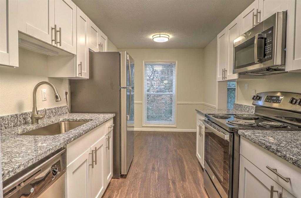 3200 Post Woods Drive Unit 3211a Property Photo 1