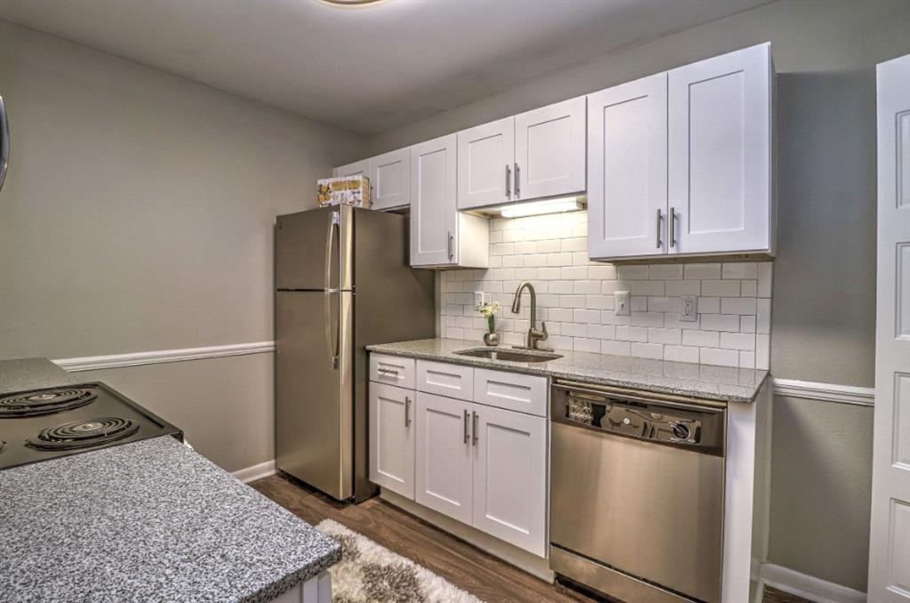 3200 Post Woods Drive Unit 3211a Property Photo 2
