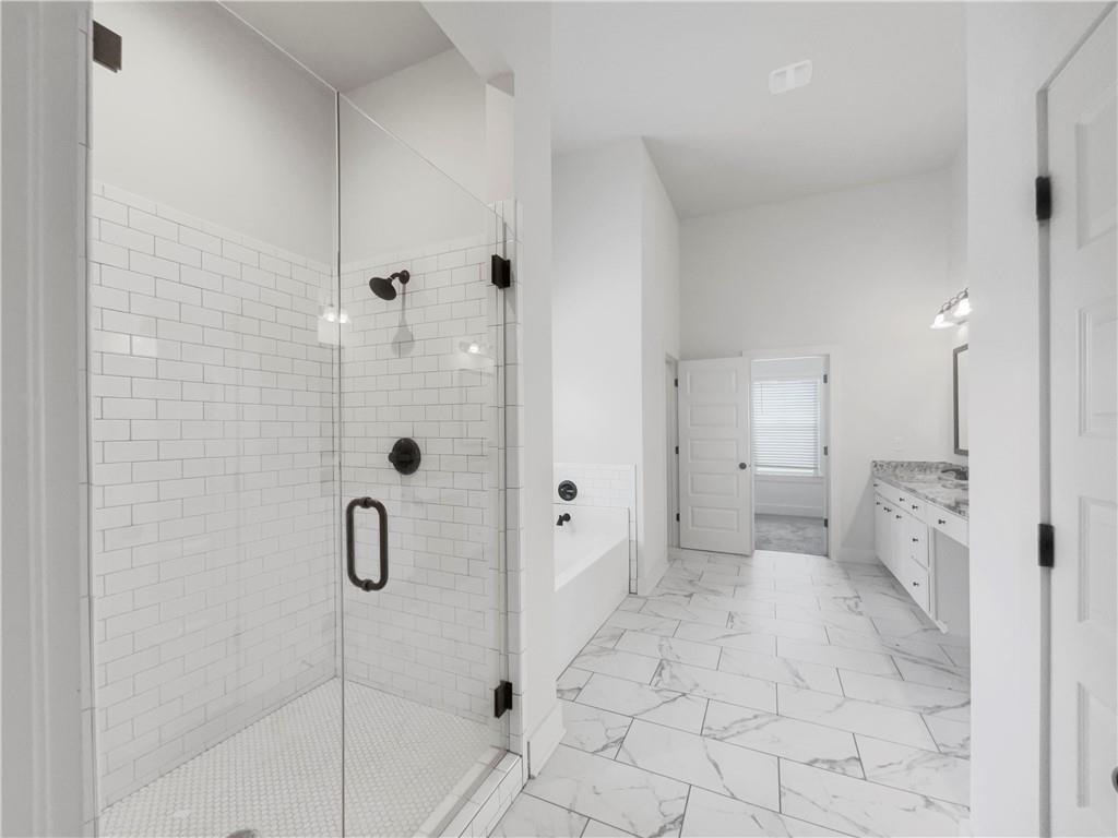 259 Northgate Preserve Drive Property Photo 12