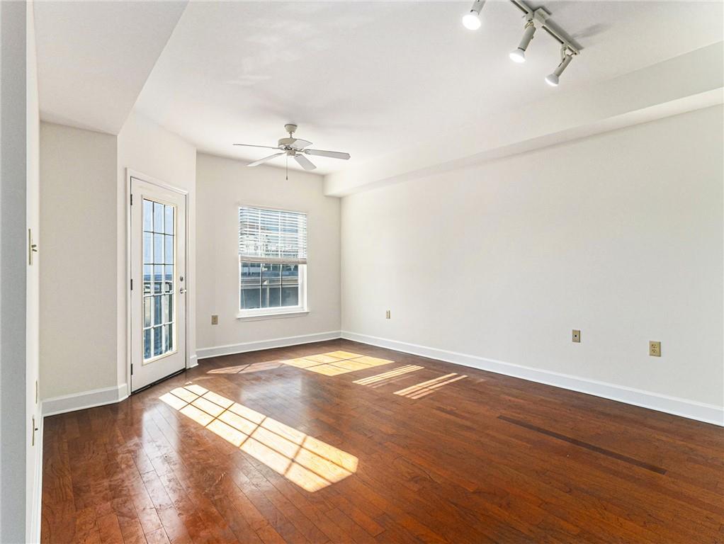 230 E Ponce De Leon Avenue Unit 322 Property Photo 12