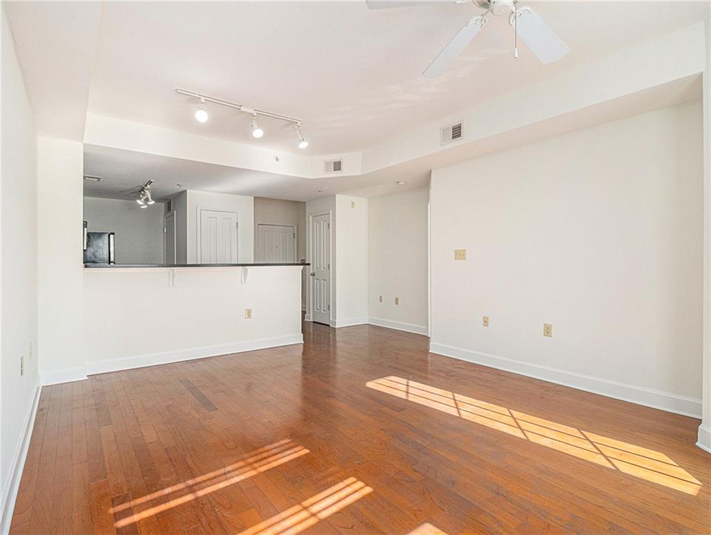 230 E Ponce De Leon Avenue Unit 322 Property Photo 14