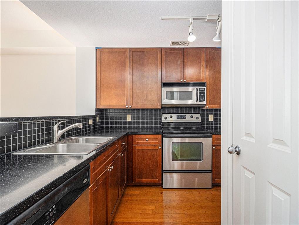 230 E Ponce De Leon Avenue Unit 322 Property Photo 16