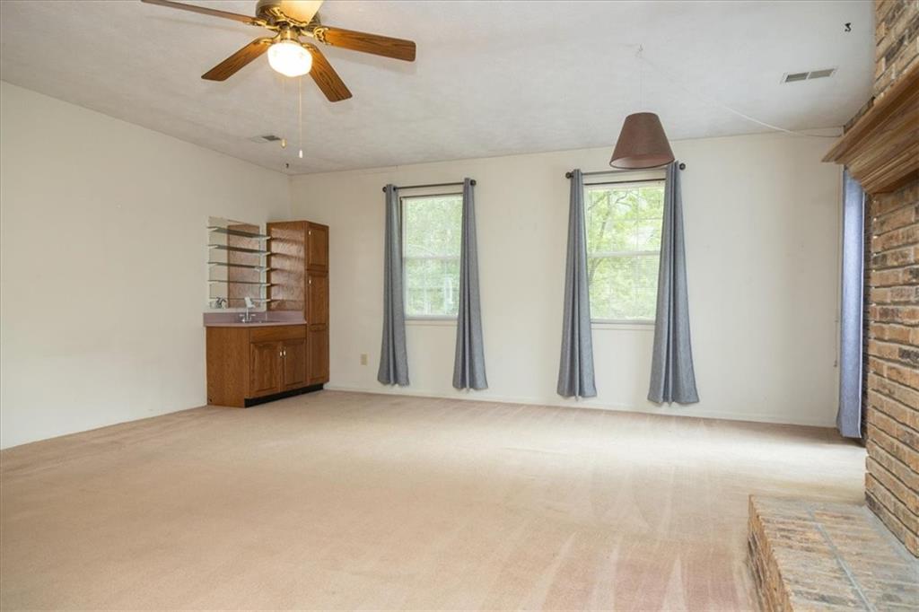 1385 Ridgefield Drive Property Photo 20