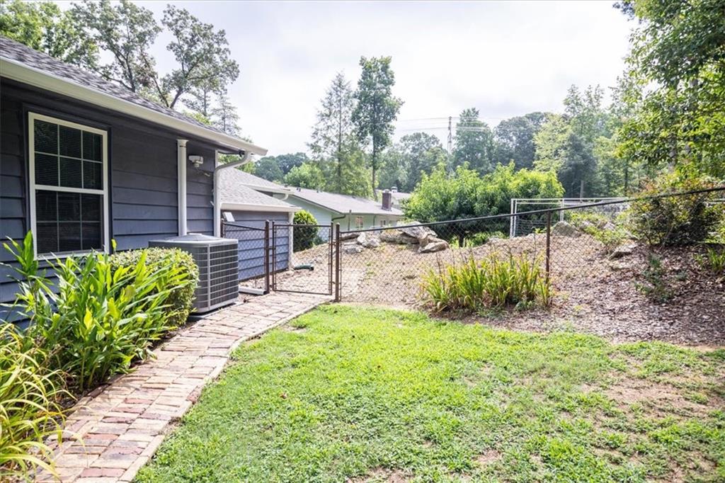 1385 Ridgefield Drive Property Photo 38