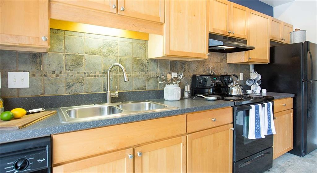 1016 Howell Mill Road Unit 1305 Property Photo 1