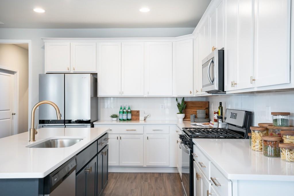 10 Spirea Way Property Photo 7