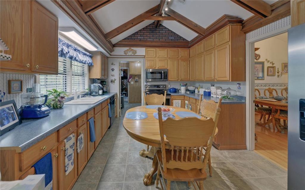 5320 Sherri Drive Property Photo 7