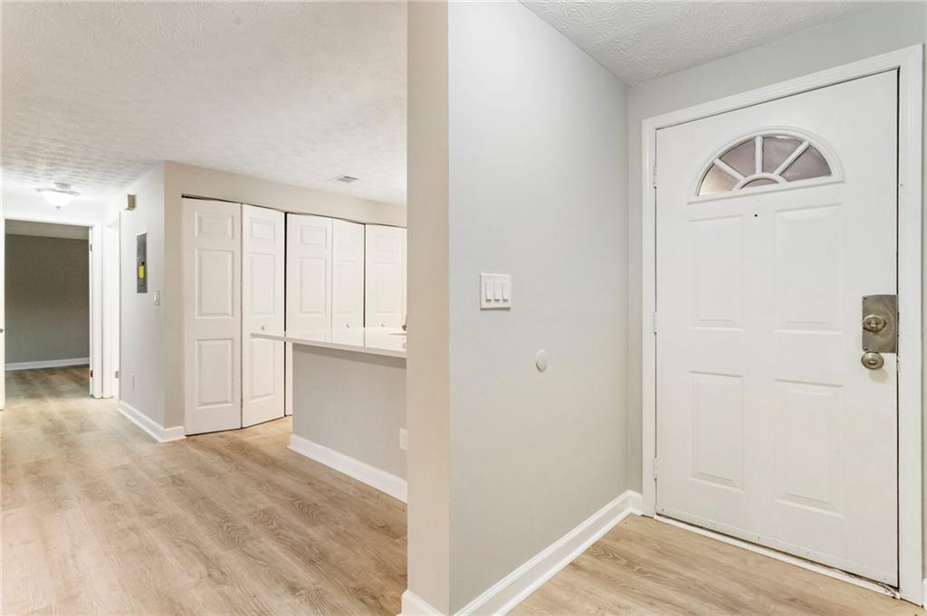 4315 Orchard Park Court Property Photo 9