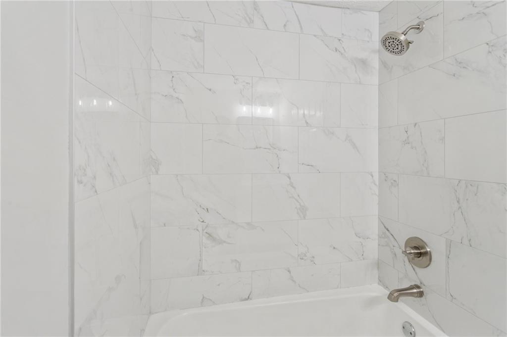4315 Orchard Park Court Property Photo 41
