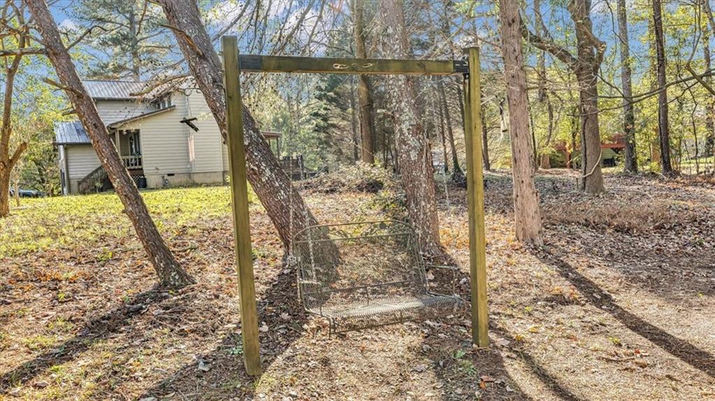 4681 Woodbridge Drive Property Photo 5