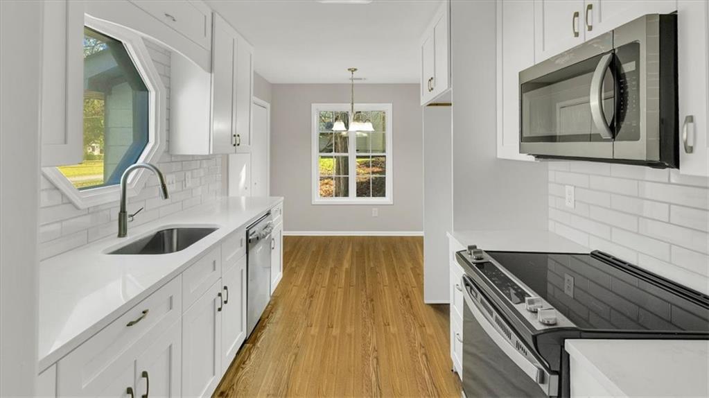 4681 Woodbridge Drive Property Photo 6