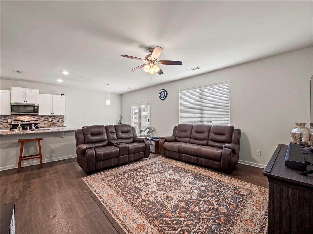 201 Walnut Grove Way Property Photo 23