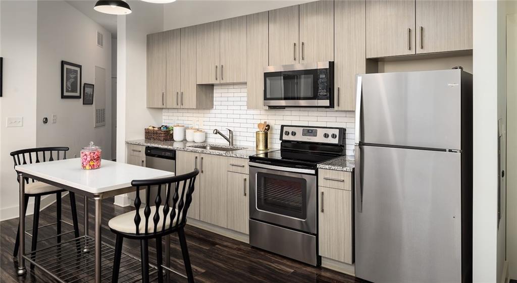 5193 Peachtree Boulevard Unit 1216 Property Photo 1