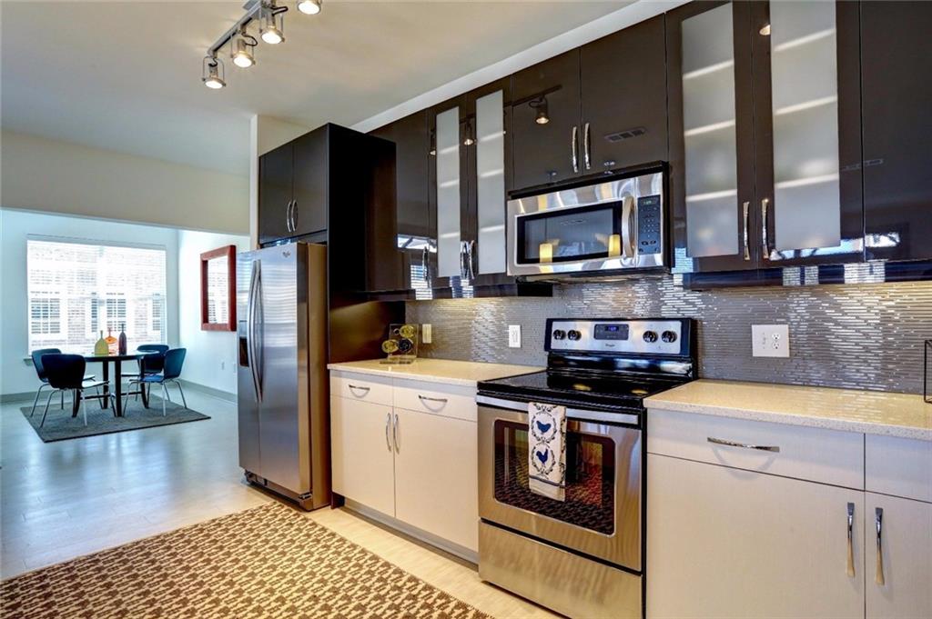 1213 Avalon Boulevard Unit 4203 Property Photo 1