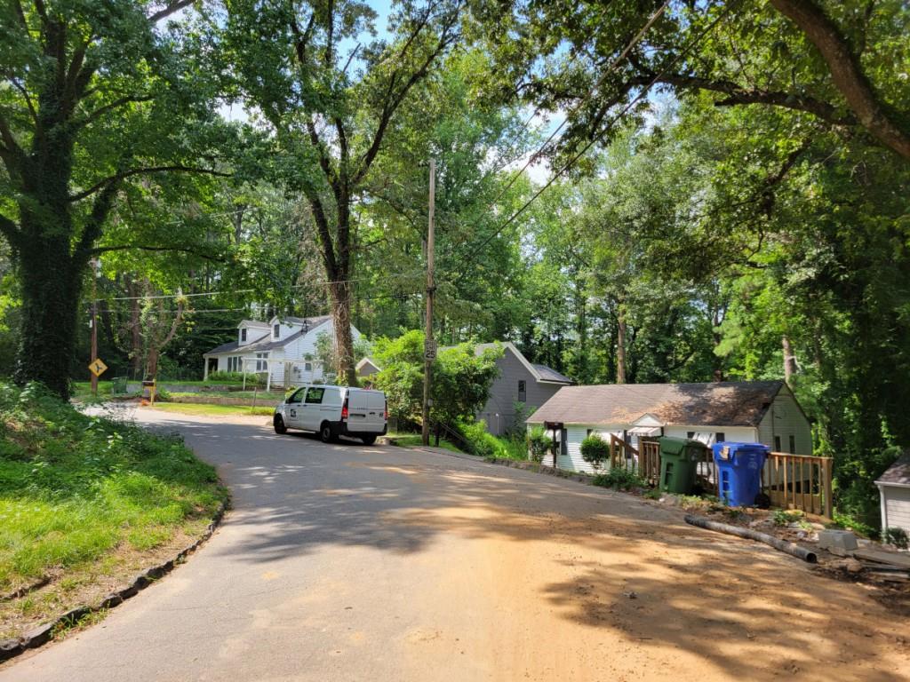 2001 Arlington Nw Property Photo 6