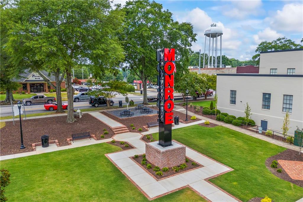 248 N Broad Street Property Photo 35