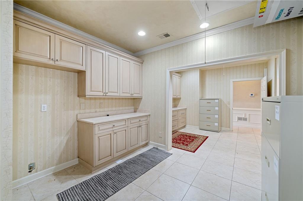 11539 Park Woods Circle Unit 401-402 Property Photo 26
