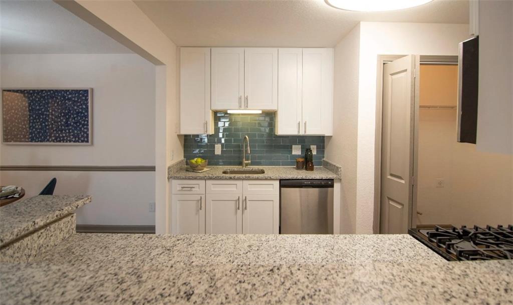3900 Paces Walk Unit 2631g Property Photo 3