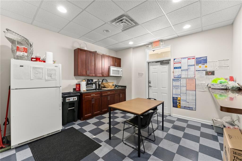 950 Scales Road Unit 200 Property Photo 27