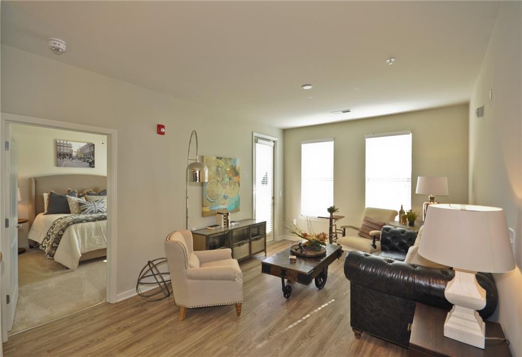 1796 Satellite Boulevard Unit 1401 Property Photo 6