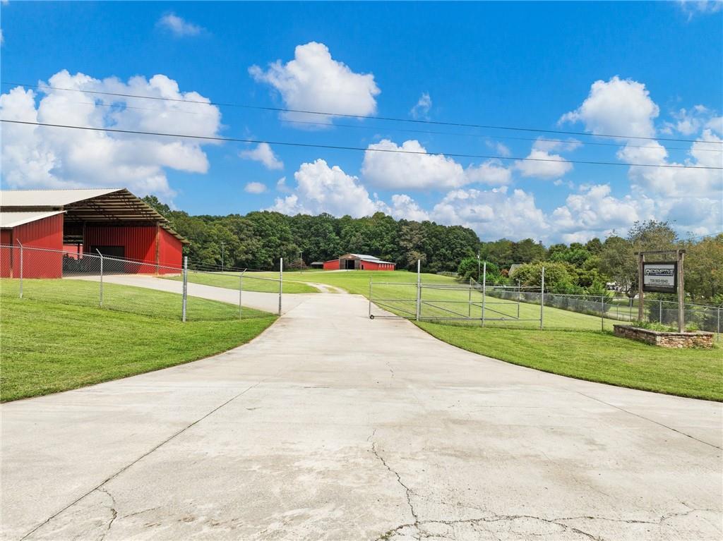 541 Holiness Campground Road Property Photo 3