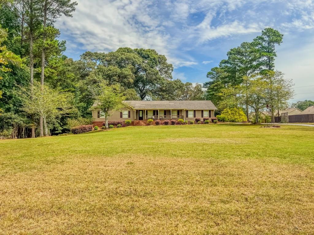 1152 Harbins Road Property Photo 1