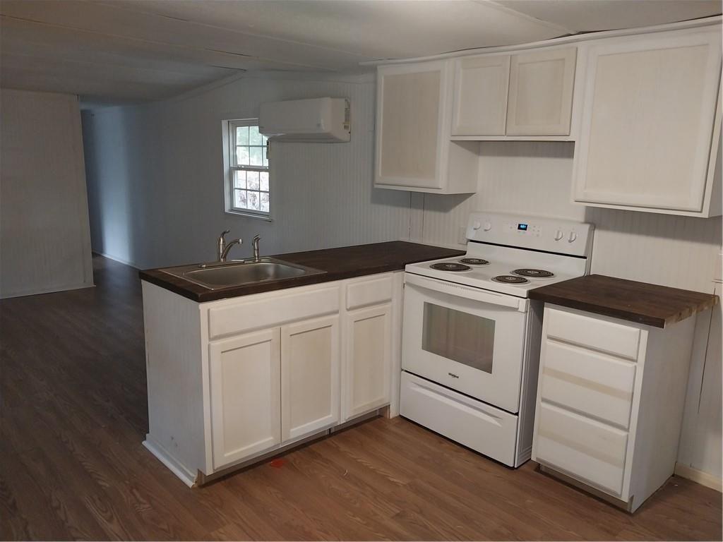 64 Luther Knight Road Se Property Photo 2