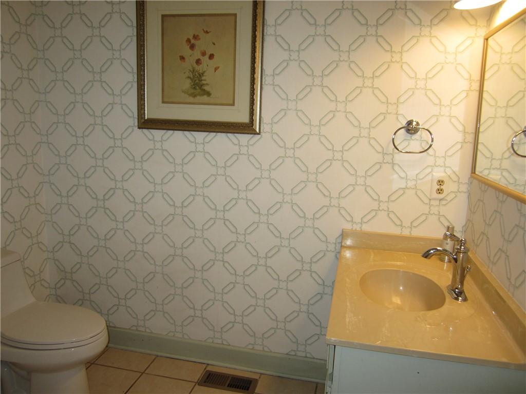 452 E Paces Ferry Road Ne Property Photo 11