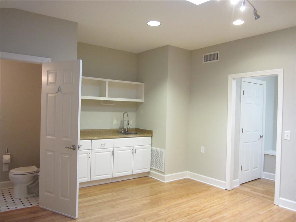 452 E Paces Ferry Road Ne Property Photo 31