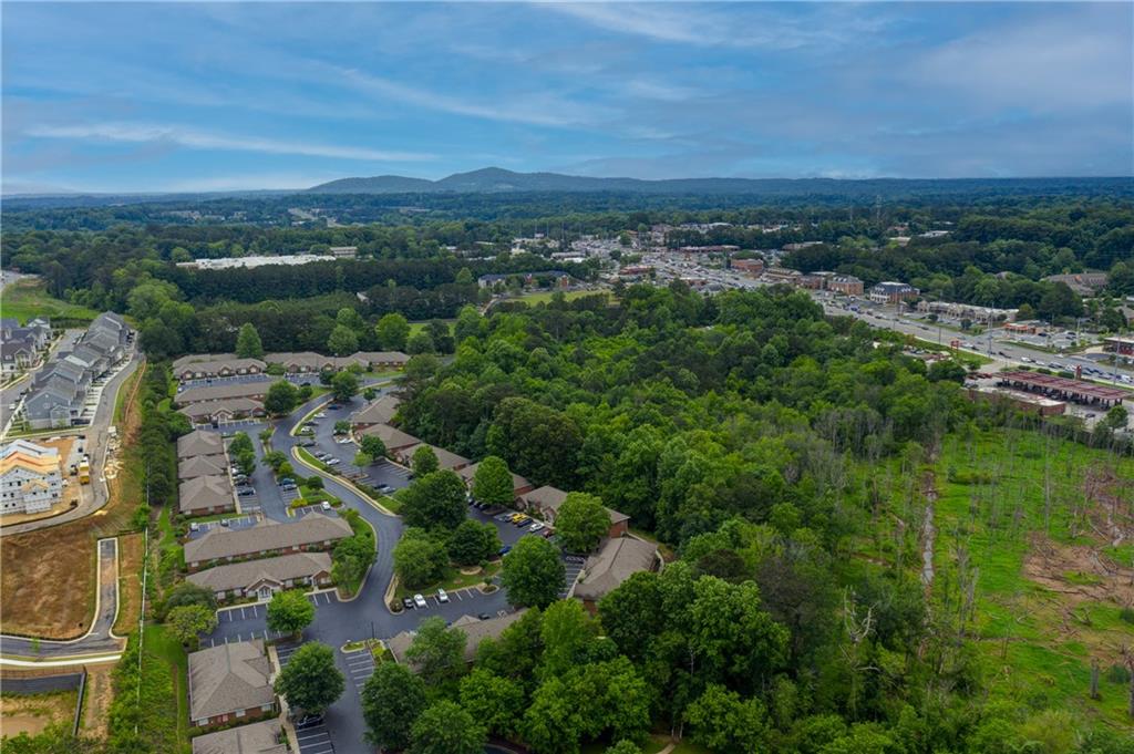 413 Creekstone Ridge Property Photo 9