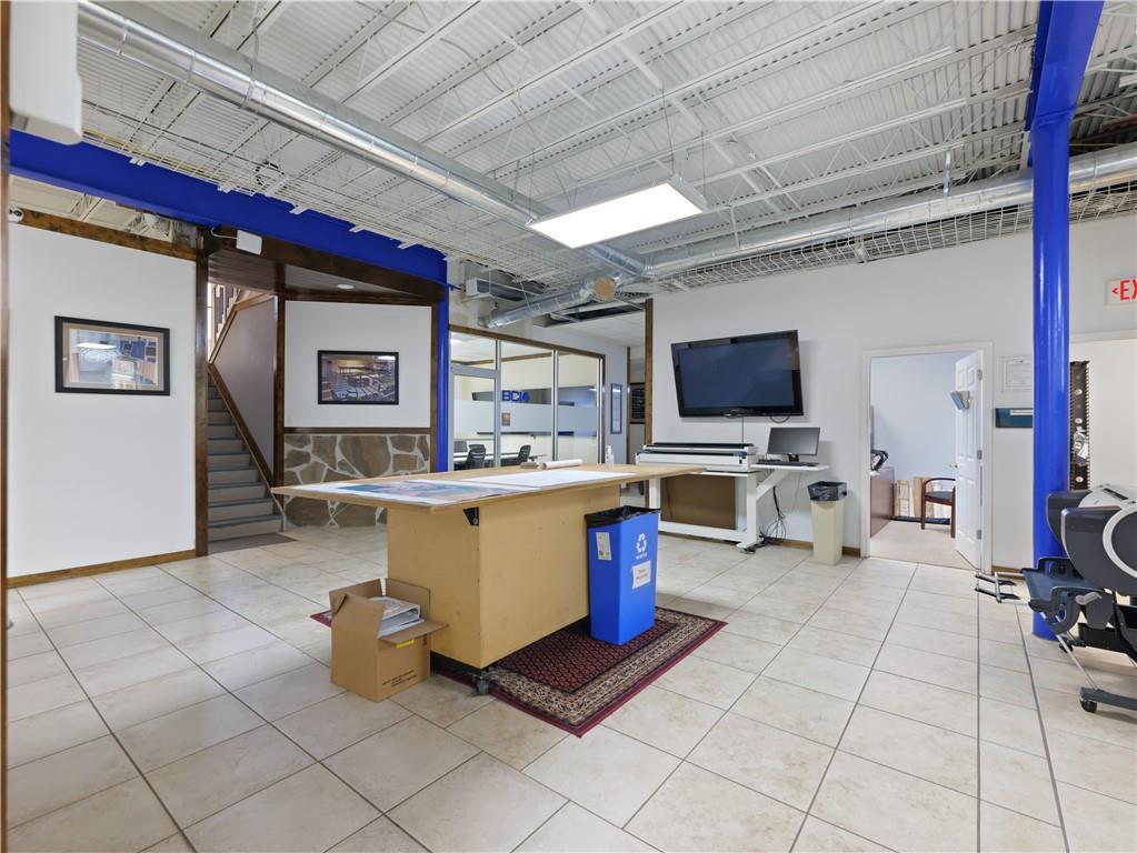 2567 Athens Highway Property Photo 22