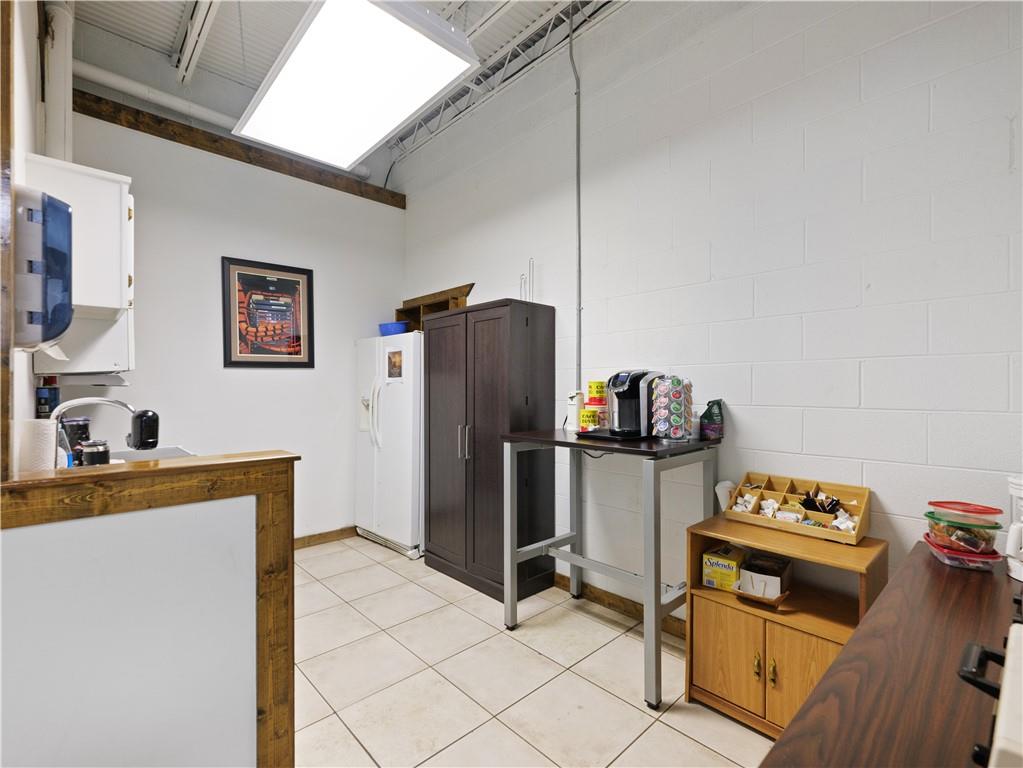 2567 Athens Highway Property Photo 29