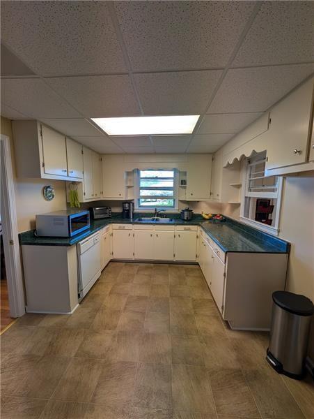 657 W Kytle Street Property Photo 17