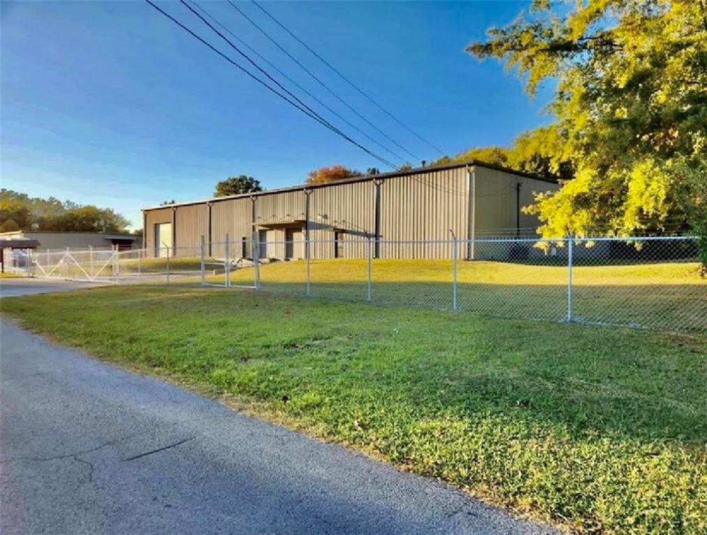 1009 Richards Street Property Photo 2