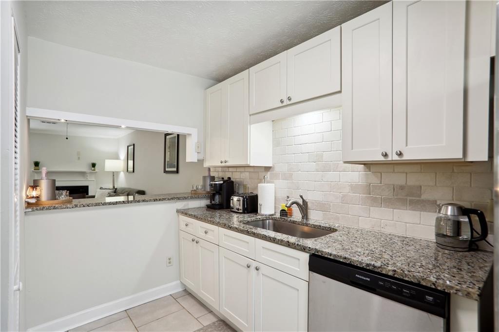 1820 Cumberland Valley Place Se Property Photo 9