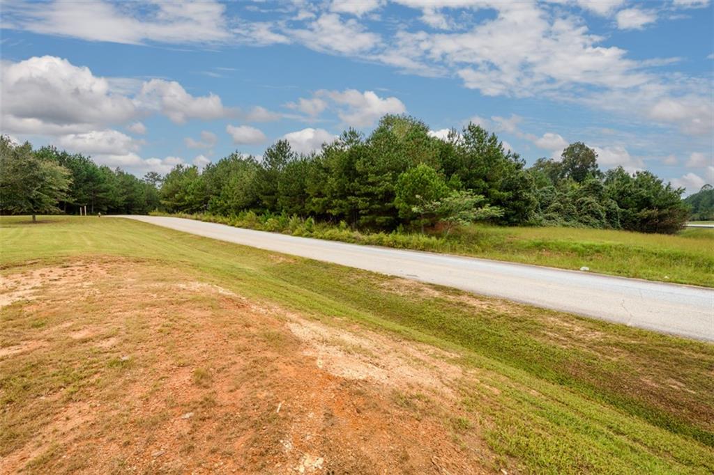 1 Point Drive Property Photo 3
