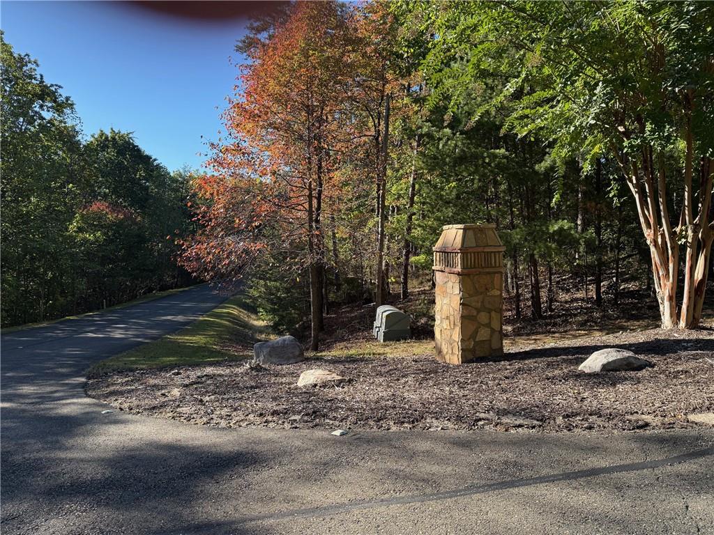 258 Westwind Court Property Photo 6